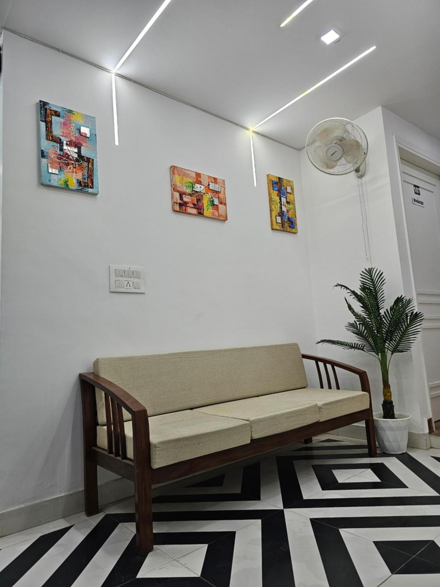 Agrah Stay - Kasa Lusso Stay Faridabad Dış mekan fotoğraf